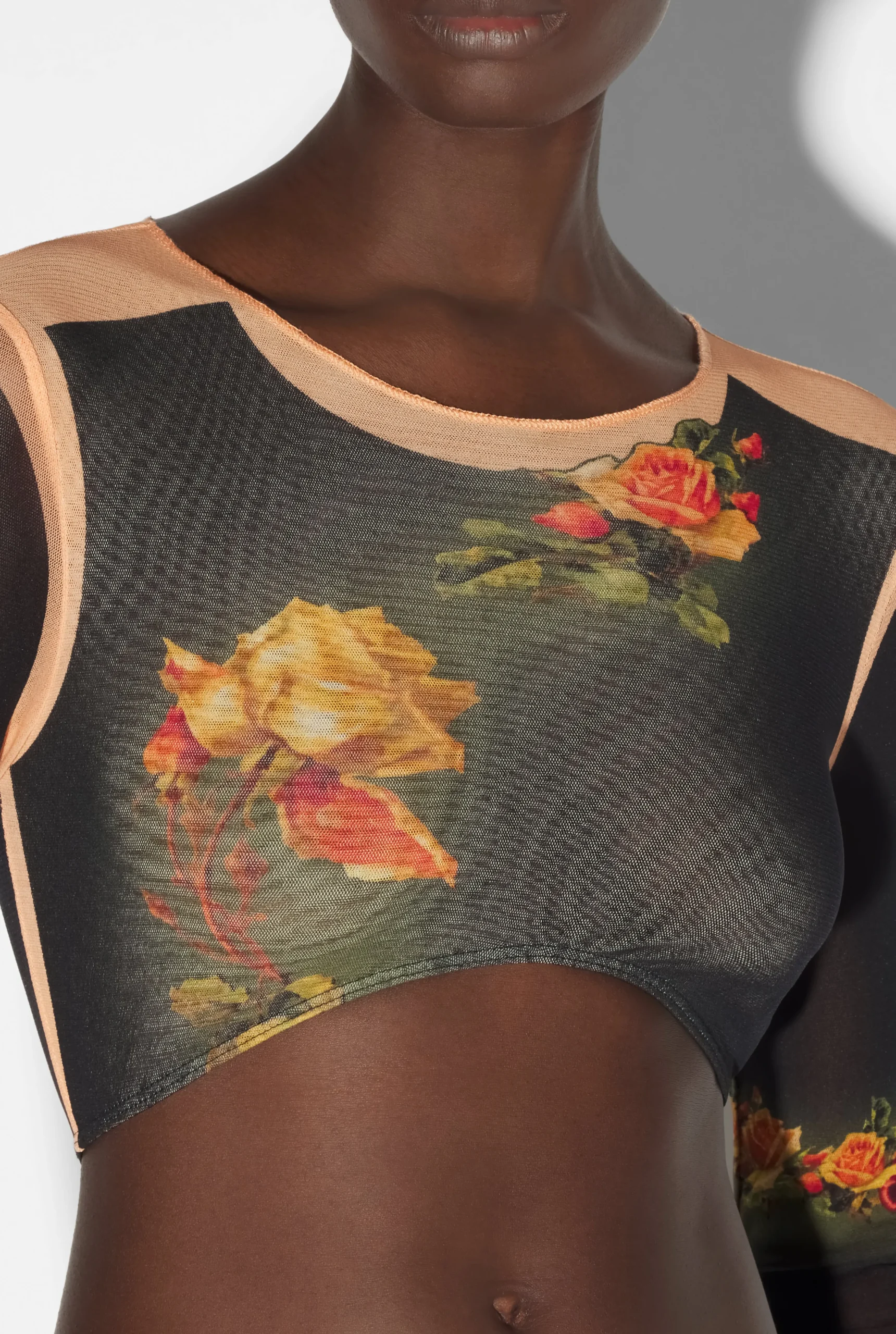The Beige “Fleurs Petit Grand” Crop Top