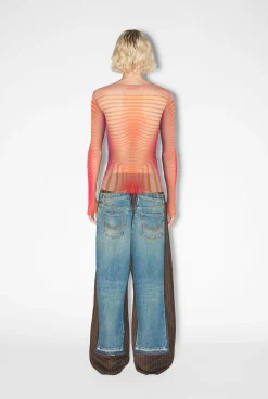 The Red Body Morphing Top