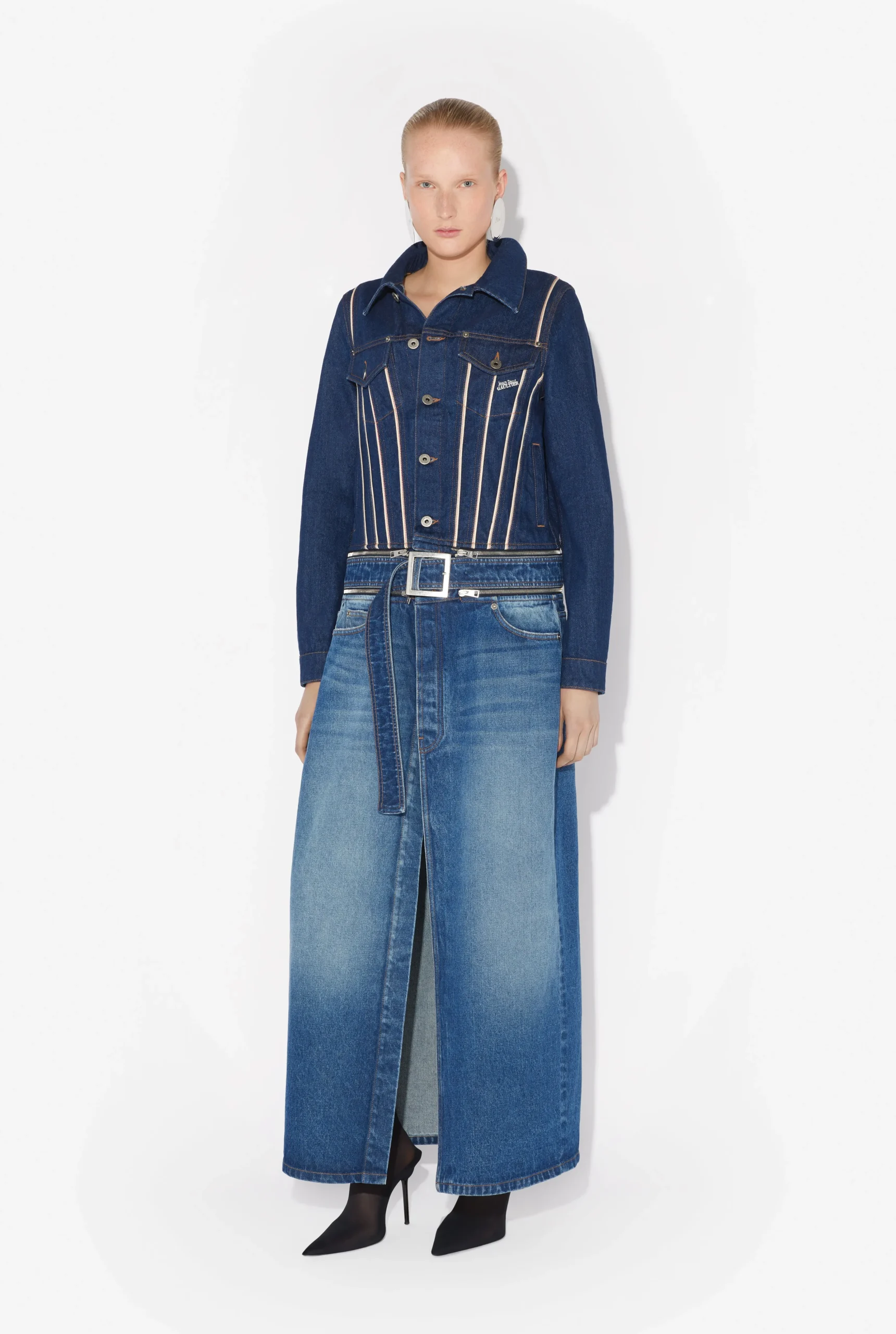 The Two-Ways-to-Wear Denim Coat